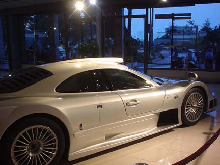 Mercedes%20GTR%202-sm.JPG